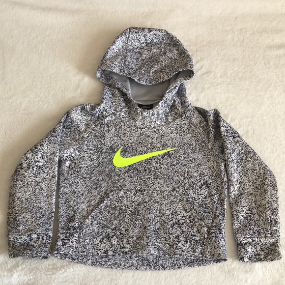 Nike Other - ⭐️NIKE DRI-FIT 3T⭐️